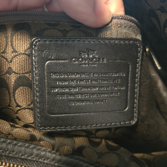 VGUC Coach Madison Carlyle bag - Picture 9 of 12